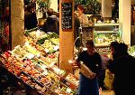 Jochen Mensing: Tübinger Weihnachtsmarkt in der Altstadt am 16.12.2000
Obstand in der Kelter