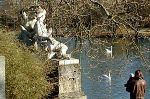 Jochen Mensing: Nymphengruppe am Anlagensee in T�bingen