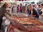 Jochen Mensing: Umbrisch-Provencalischer Markt 2003. Gewuerzstand